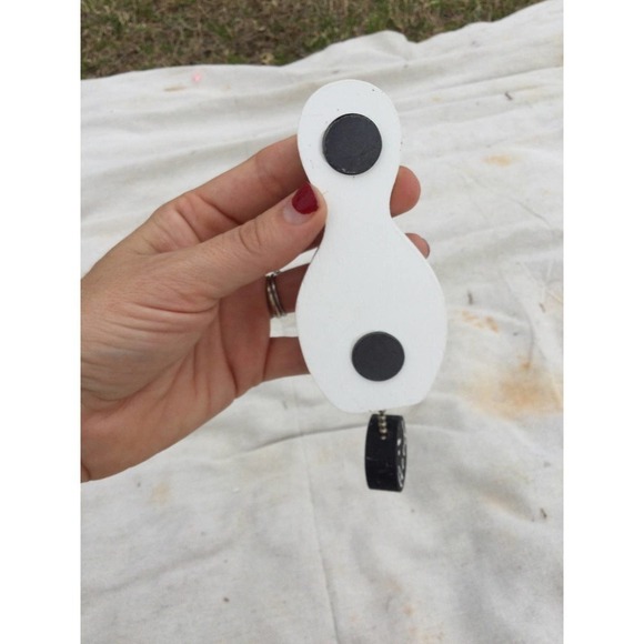 Vintage 6.5” Bowling magnet good bad wood rustic primitive farmhouse country - Picture 8 of 9